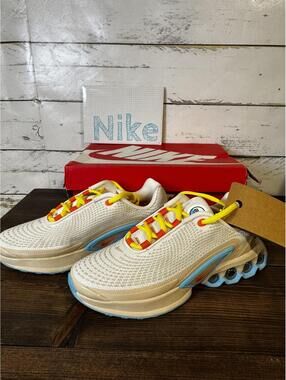 Nike Air Max Dn Kids' Shoes 5Y NIB (Phantom/Sanddrift/Baltic Blue/Safety Orange)